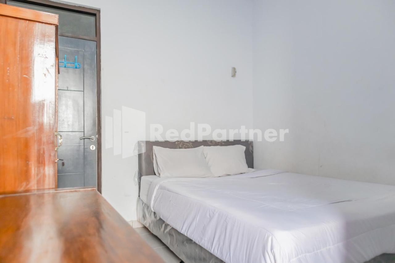 Oyo 2770 Zleepy Wisma Khazri Богор Экстерьер фото
