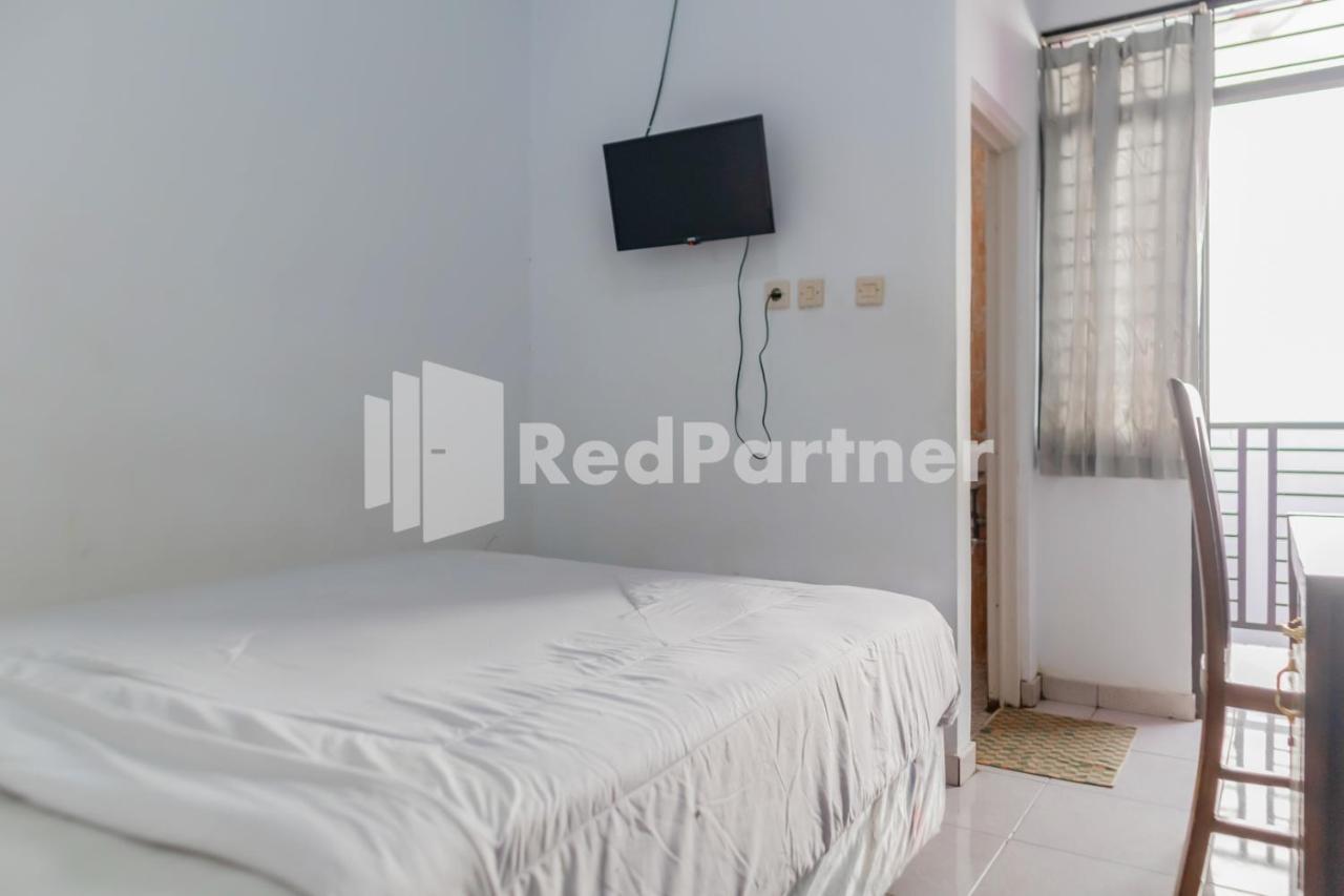 Oyo 2770 Zleepy Wisma Khazri Богор Экстерьер фото