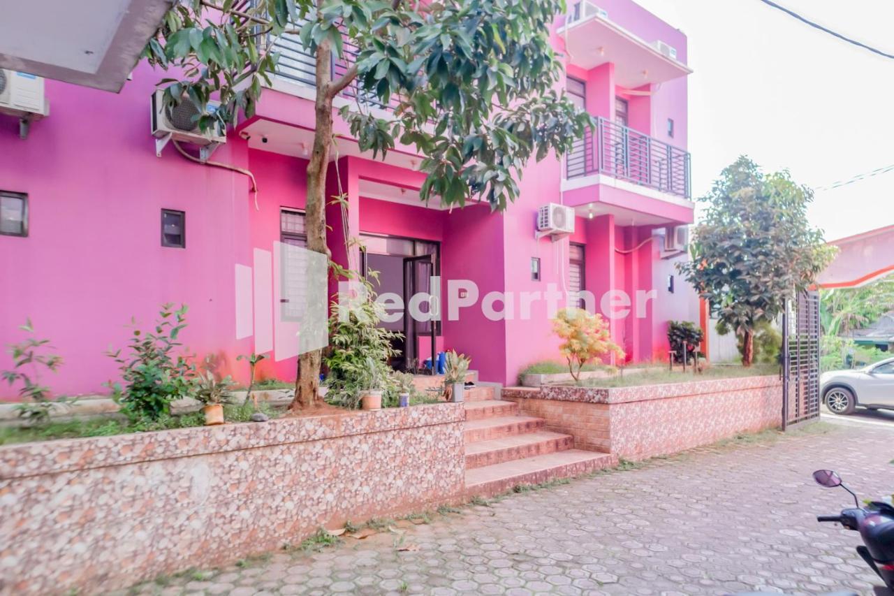 Oyo 2770 Zleepy Wisma Khazri Богор Экстерьер фото
